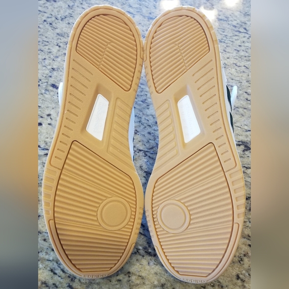 ADIDAS MEN'S POSTMOVE MID WHITE GREEN GUM BASKETBALL SHOES 11.5 NEW IN BOX & TAG - Picture 9 of 15